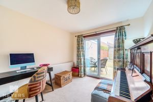 Photo 21- click for photo gallery